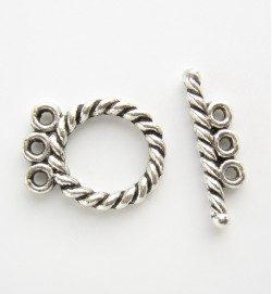 3 Strand Twist Toggle Clasp